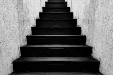 Problem mit dem Treppentransport von Tragen? Hier ist die ideale Lösung!