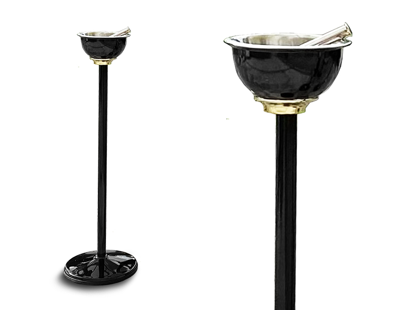 Weihwasserschale mit Standfuß